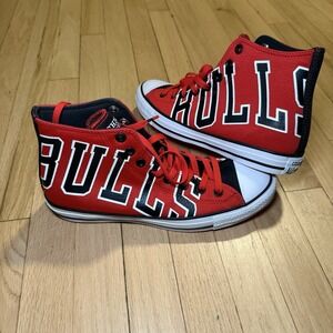 Converse x Chicago Bulls Sneakers Men's Size 9‎ Red Jersey Mesh Script Logo NBA
